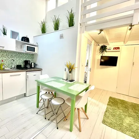 For Long Therm!! Teresian Near The Andrassy Street Free Air Conditioner Free Coffee