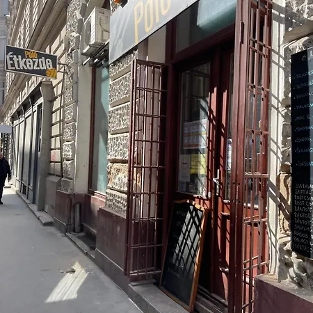 For Long Therm!! Teresian Near The Andrassy Street Free Air Conditioner Free Coffee Apartment *